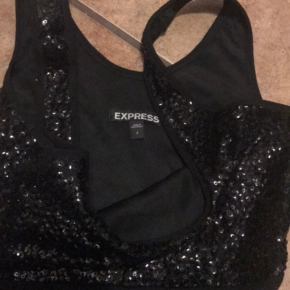 LBD - Picture 3 of 5